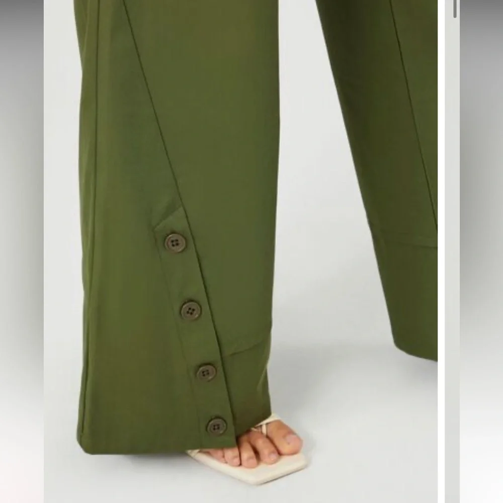 Forever 21 Button-Hem Wide-Leg Pants - Picture 6 of 10